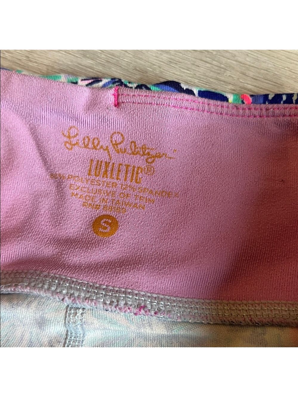 Lilly Pulitzer the weekender midi Leggings in Blue and Pink Floral small - Picture 5 of 7